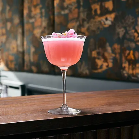 The G Ξενοδοχείο 5*