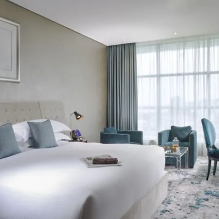 The G Ξενοδοχείο 5*